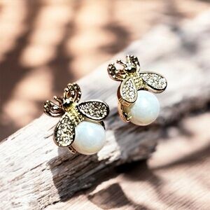 Elegant Gold and Pearl Bee Earrings